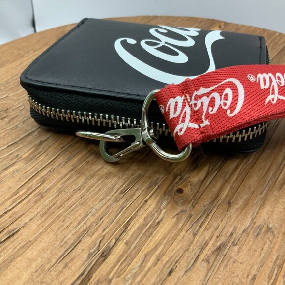 Coca-Cola Bifold Black Red Zipper Strap Wallet - Picture 7 of 10